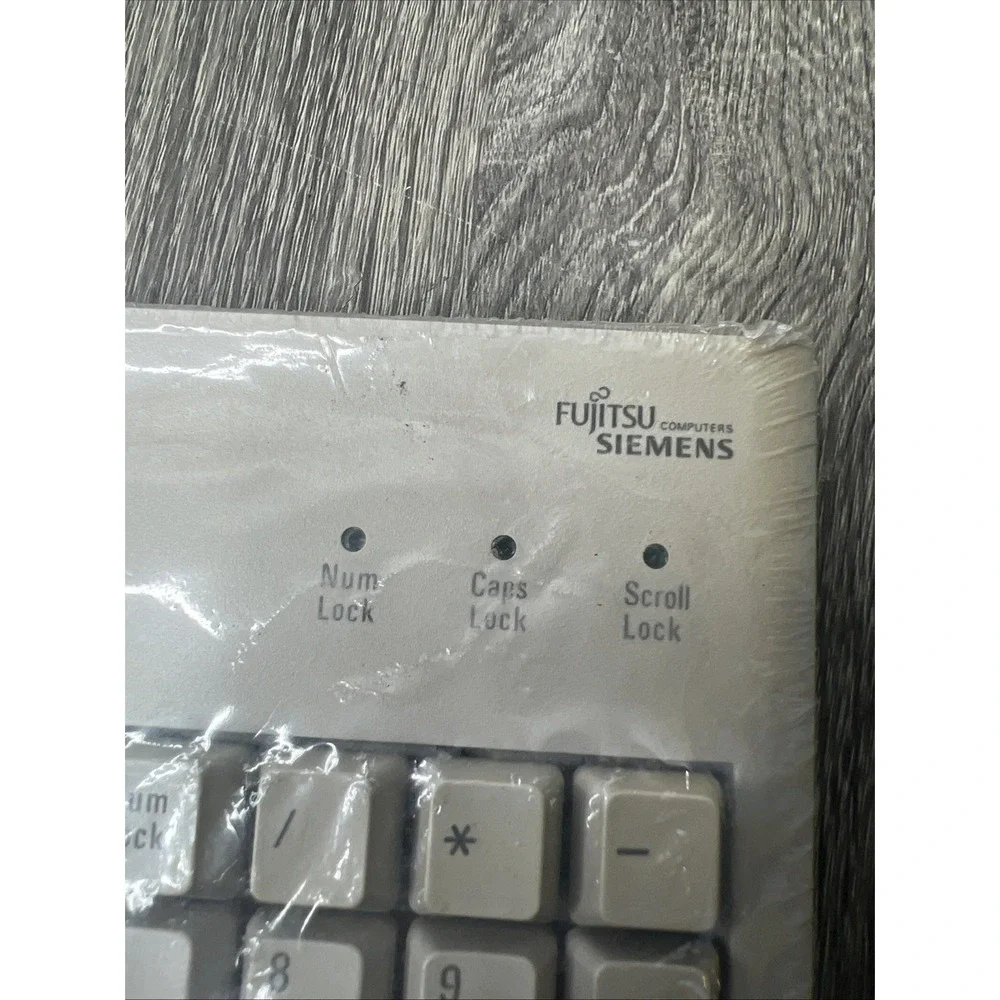 VTG Fujitsu Siemens Keyboard S26381-K293-V110 5 Pin Din Coiled Cord New Sealed!